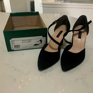 Paul Green pumps